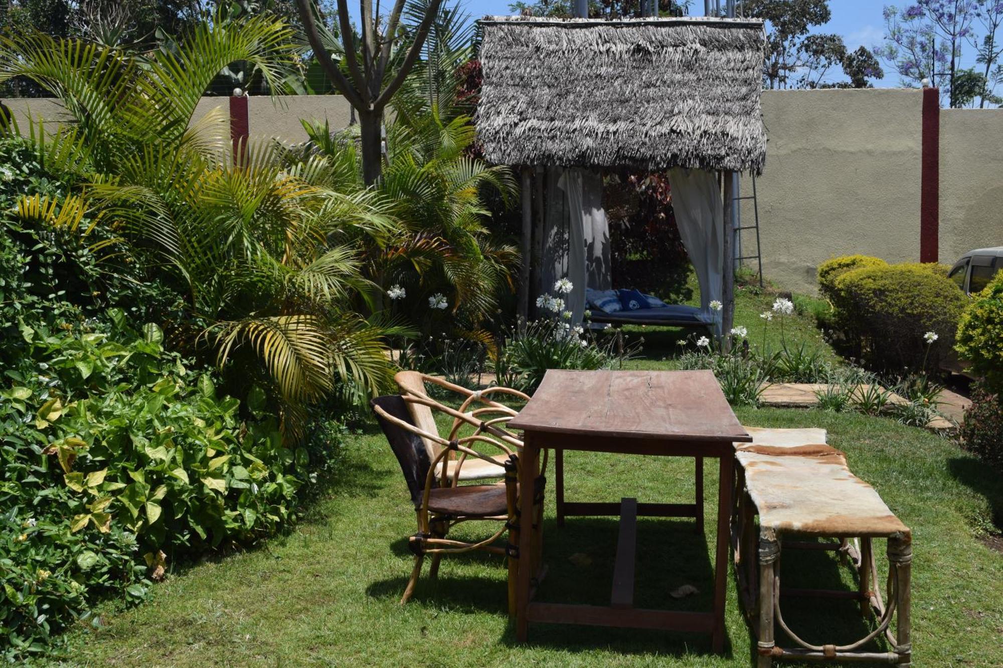 Stasumo House Arusha Bed & Breakfast Exterior photo